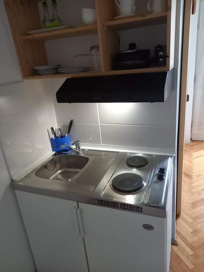 Studio Darija For 2 Persons S Terasom Wi-Fi & Parking Apartment Makarska Exterior foto
